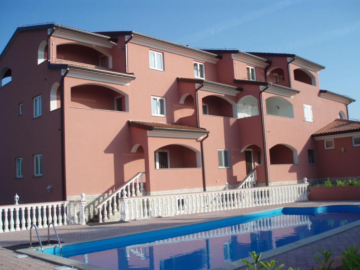 Villa Chiara Krnica Exterior foto