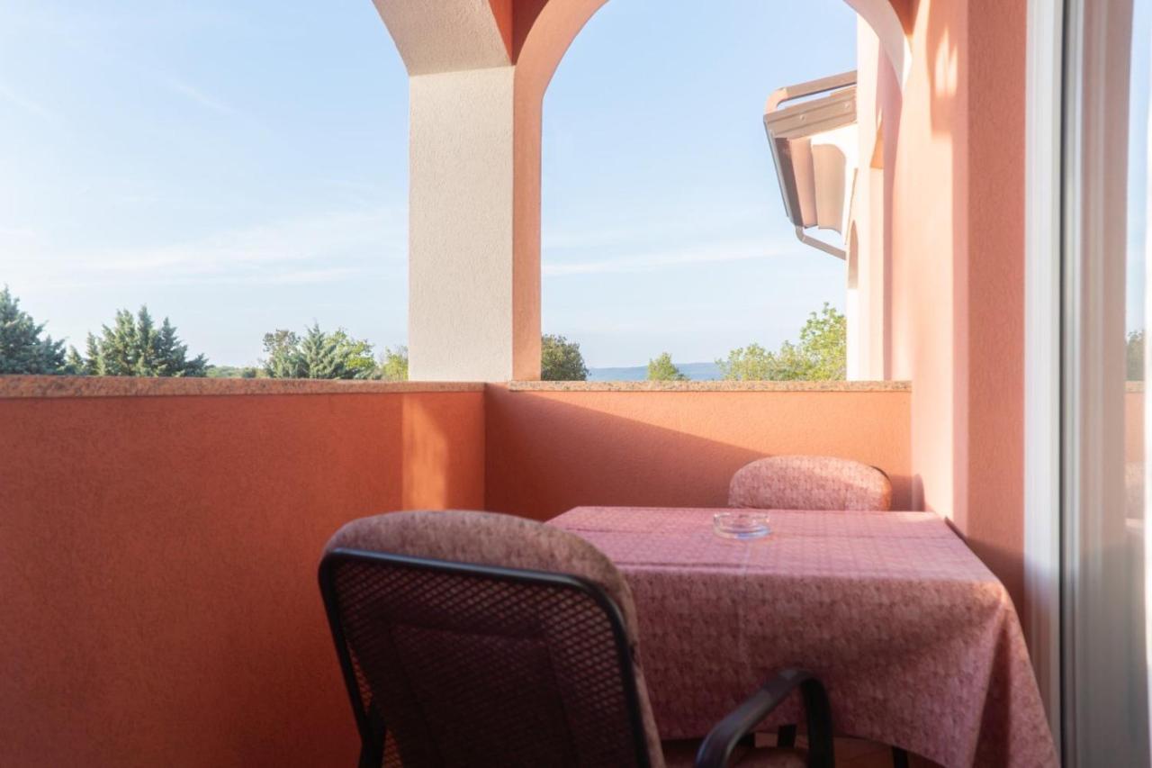 Villa Chiara Krnica Exterior foto